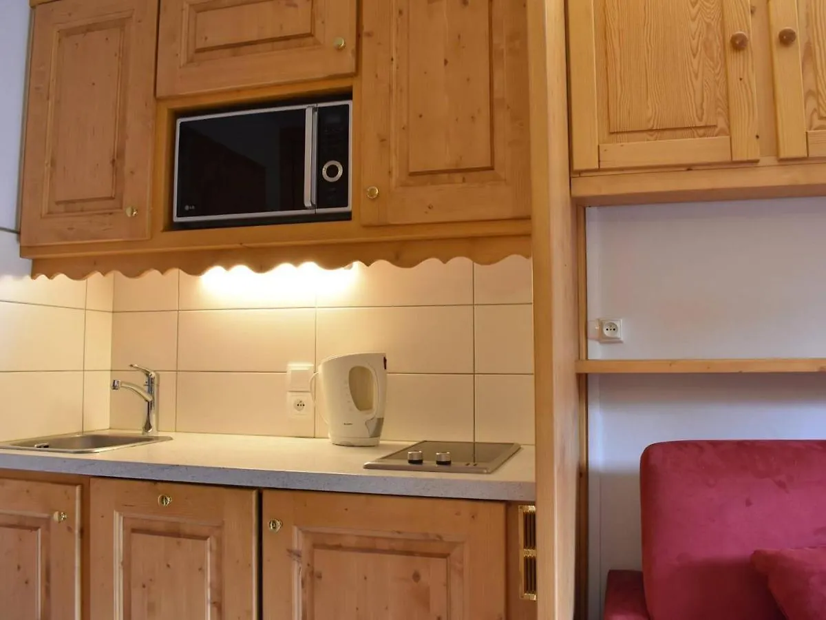 Studio Renove Au Pied Des Pistes, Balcon Sud, 3 Pers., Meribel - Fr-1-180-32 0*,  Francie