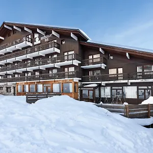Отель La Tarentaise, Мерибель
